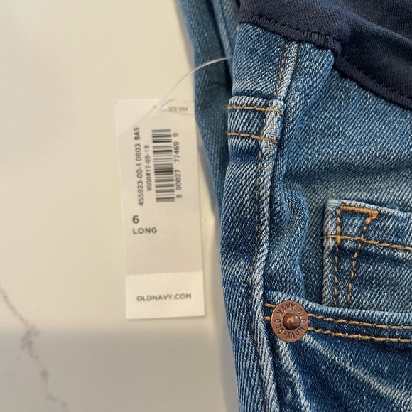 Old Navy Maternity Skinny Jeans Size 6 Long NWT - Picture 8 of 8